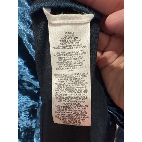 BCBG Maxazria Crushed Velvet Long Sleeve Wrap Dress Blue Size Medium - Picture 12 of 12